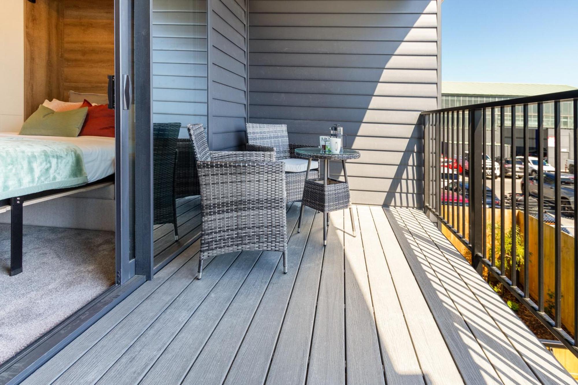 City Living: Upper Studio Haven On Wilmer Christchurch Exterior photo